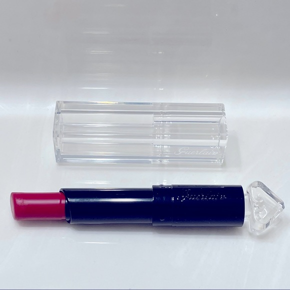 Guerlain La Petite Robe Noire Lipstk 023 Ruby Ring - Picture 3 of 5